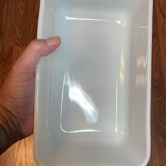 VINTAGE ANCHOR HOCKING FIRE KING MILK GLASS W/BLUE CORNFLOWER LOAF PAN - Picture 8 of 8